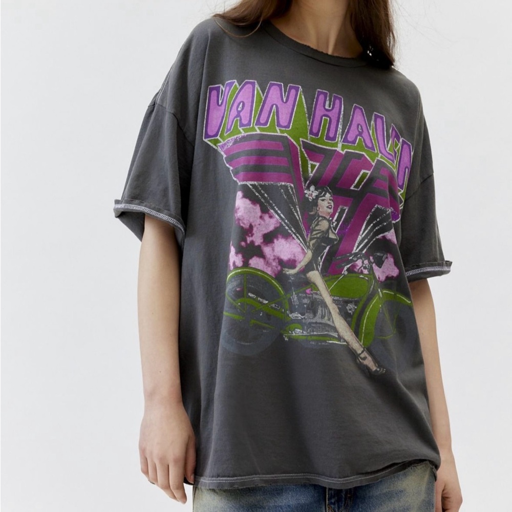 Urban Outfitters Van Halen oversized band tee size L/XL (price is negotiable)